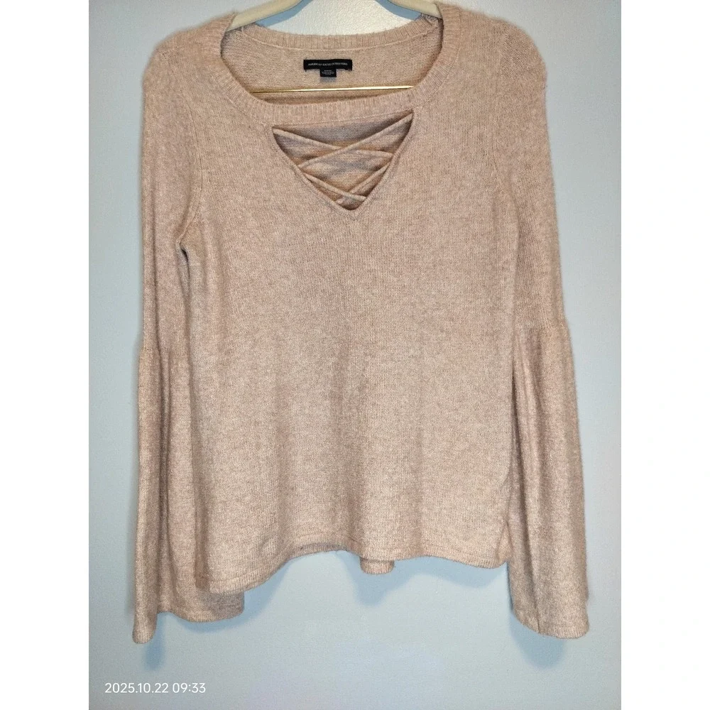 American Eagle Women's Bell Sleeve Criss Cross Knit Sweater Blush Pink Size S‎
